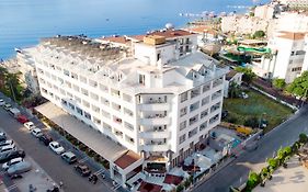Mert Hotel (ex. Cle Seaside, Armar Seaside) 3*